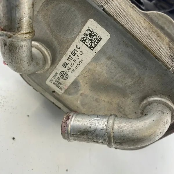 Oljekylare + filterbas Audi Q3 VW 2.0 TDI image 3