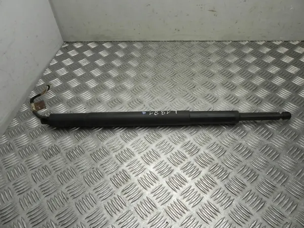 BMW Kaasujousi OEM C86009-106 3-sarja 2021 image 2