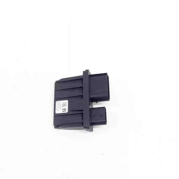Module AdBlue OEM 197542800 pour Skoda Superb III Estate image 4