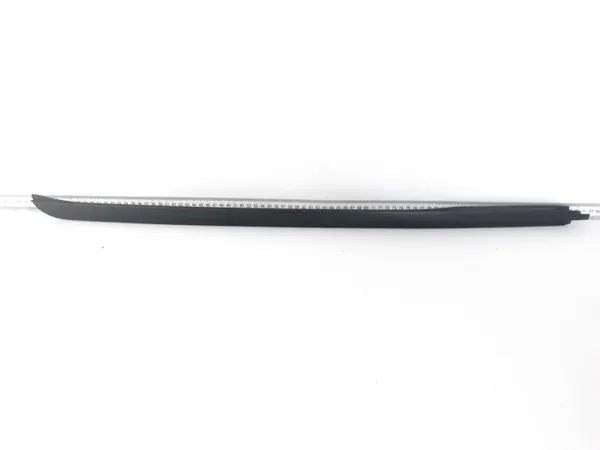 Framruta tätning höger OEM 75504-0E020 Toyota image 2