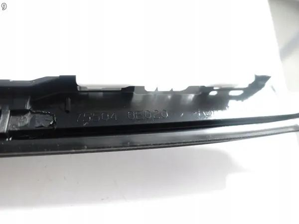 Framruta tätning höger OEM 75504-0E020 Toyota image 10