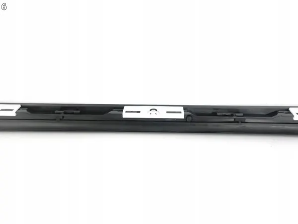 Framruta tätning höger OEM 75504-0E020 Toyota image 7