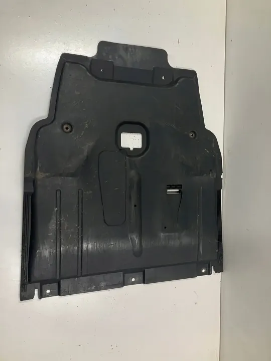 Motorafdekplaat OEM A2465200123 voor Mercedes A-Klasse image 2