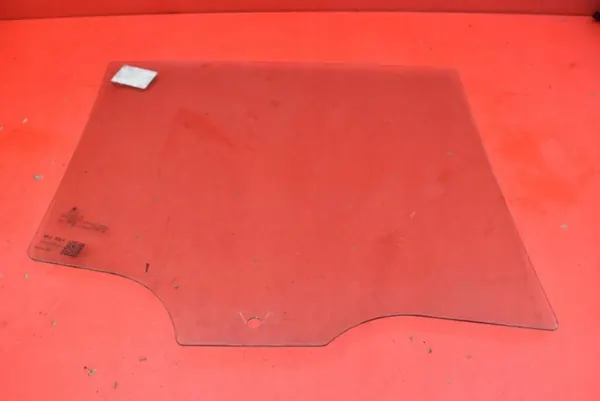 Vitre latérale gauche arrière OEM mamAUTO-1058776- Skoda Fabia image 3