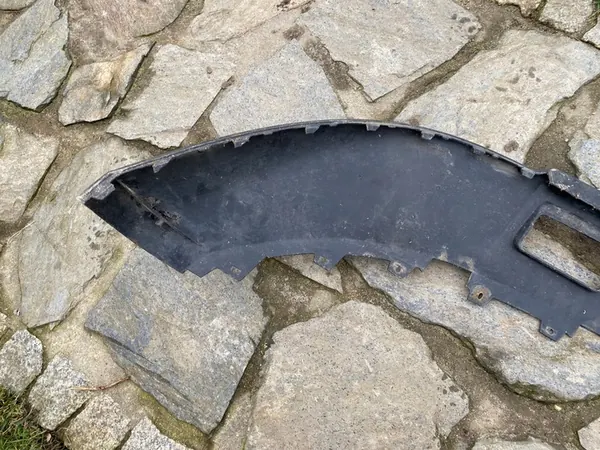 AUDI Q5 8R Framskärmsspoiler 8R0807061C OEM image 6