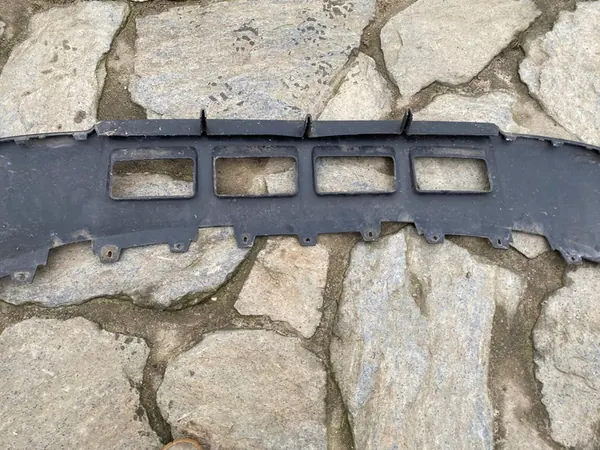 AUDI Q5 8R Framskärmsspoiler 8R0807061C OEM image 7