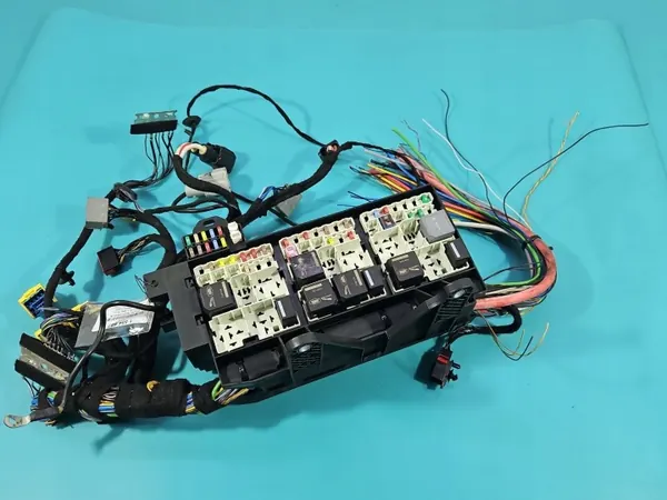 Caixa de Fusíveis OEM IMPRK1554687 para Jaguar XF II X260 image 2