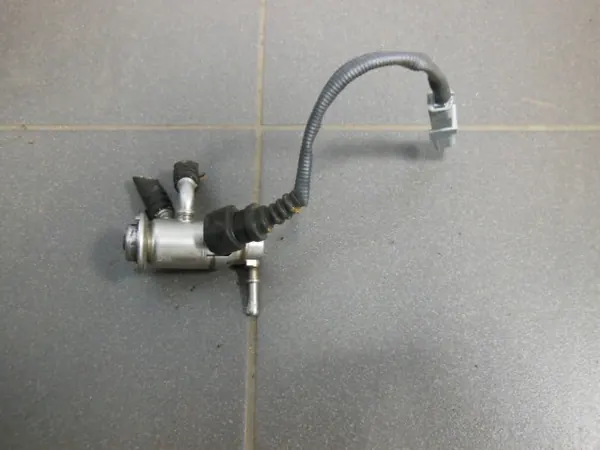 Injecteur AdBlue OEM 208997976R - Nissan OE d'occasion image 2