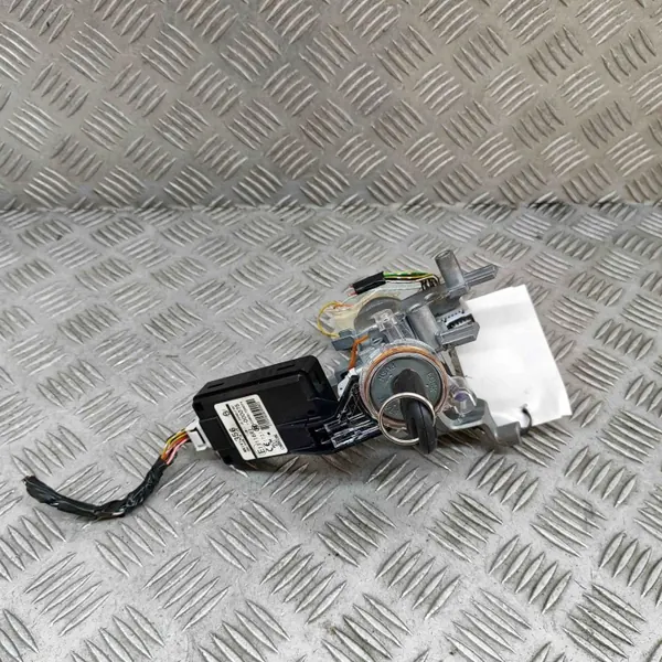 Gebrauchtes Mitsubishi OE MN101596 Standteil image 2
