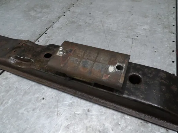 Soporte de Caja Cambios OEM Nissan D40 2.5 DCI image 2