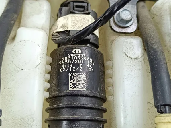 Réservoir de lave-glace Jeep Wrangler 2022 P68293018AF image 6