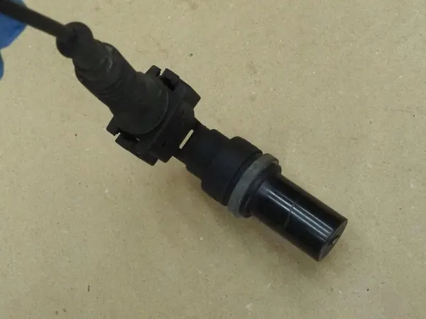 Capteur de Position de Vilebrequin BMW E38 E39 E46 E53 image 9