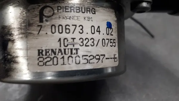 Renault Kangoo 1.5DCI Imupumppu 8201005297 image 10