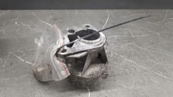 Renault Kangoo 1.5DCI Imupumppu 8201005297 image 5