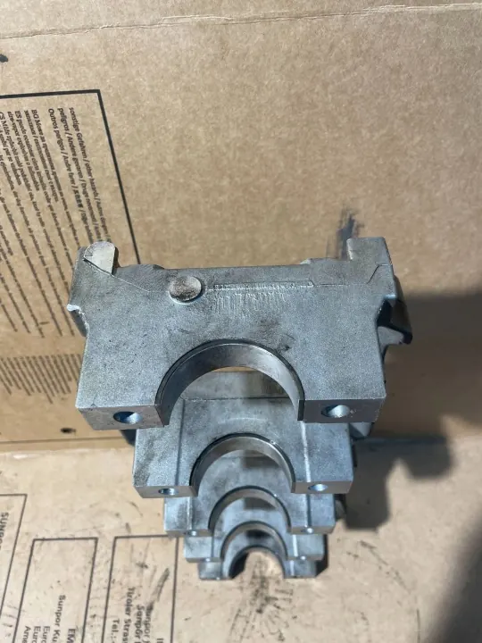 Suporte da cambota Volvo V50 2011 OEM image 6