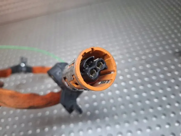 Cable Alta Tensión OEM S26372637 Mercedes Usado image 3
