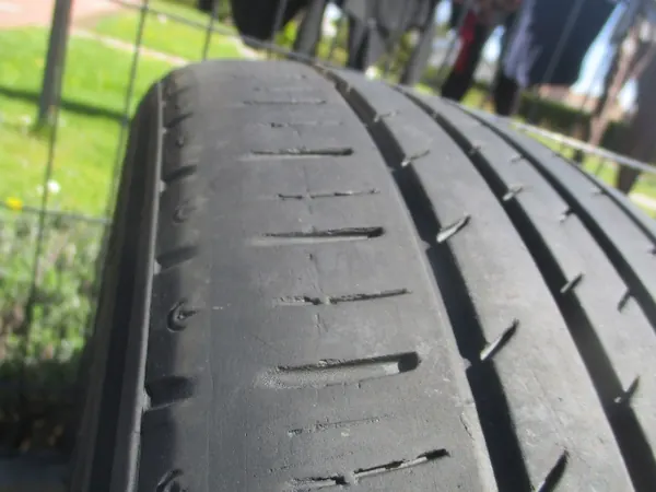 Pneu verão Kumho Ecowing ES31 205/55 R16 91V image 3