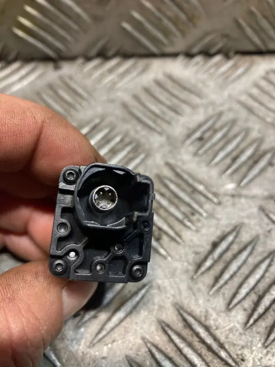 Cámara de parachoques delantero OEM 7P6980551C Audi RS7 C7 image 3