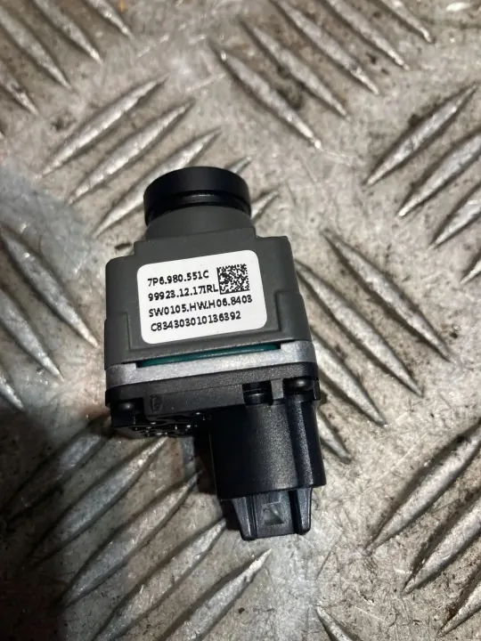 Cámara de parachoques delantero OEM 7P6980551C Audi RS7 C7 image 4