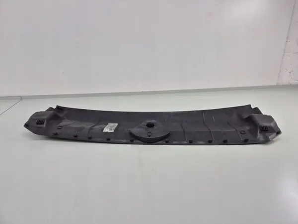 OEM 8W6807081CE Framre Remsskydd Audi image 5