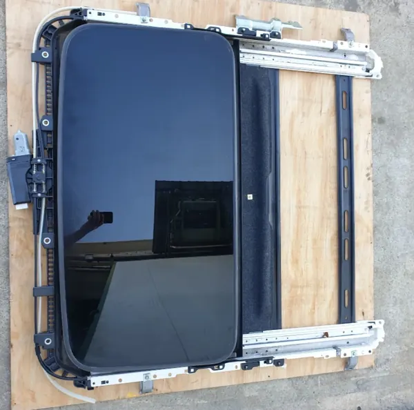 Toit Ouvrant Complet OEM LEXUS GS III GS300 GS450 image 3