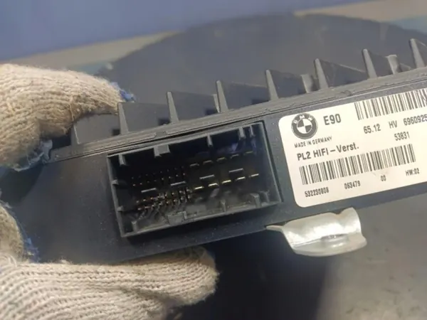 BMW Audiosystem Verstärker OEM Wrakowisko-28093- image 3