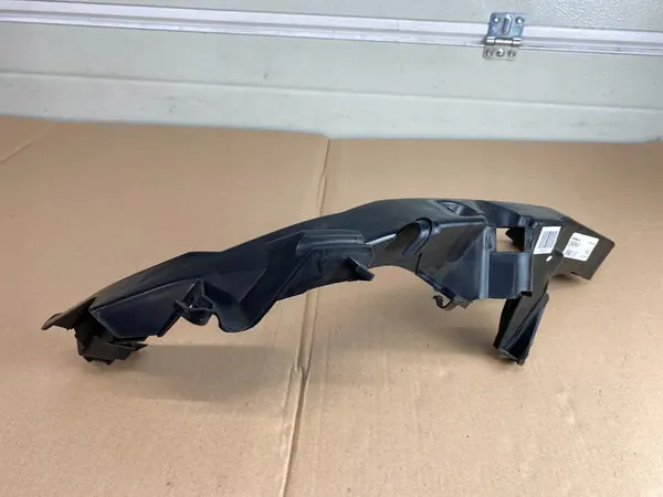 Support de phare avant droit BMW E90 E91 7116708 image 4