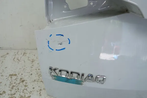 Tapa de maletero SKODA KODIAQ LIFT 2021- OEM image 3