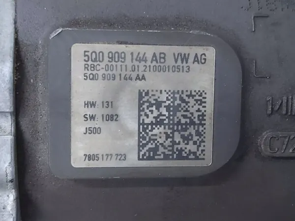 Pompe de direction OEM 5Q0909144AB pour Volkswagen image 3