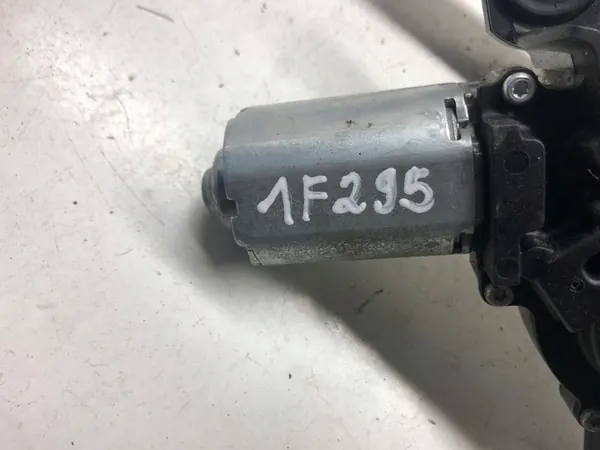 Heckwischermotor VW Golf 03-10 image 8