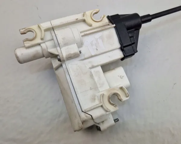 Bakdörrsaktuator Mercedes-Benz GL X166 2015 image 2