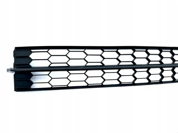 Griglia paraurti anteriore SKODA RAPID 2012-2019 OEM image 4