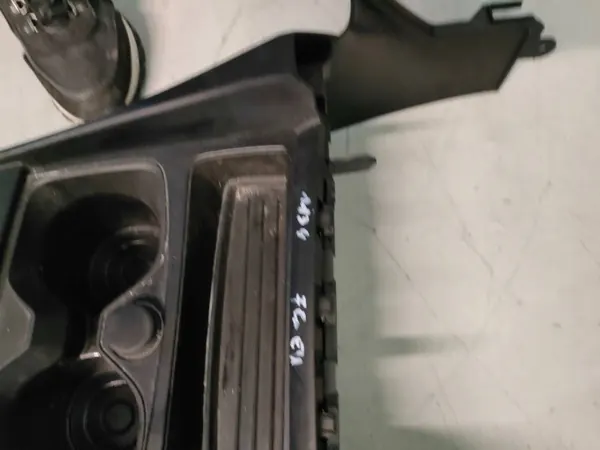 Túnel de apoio de braço BMW F20 - Peça OEM usada image 8
