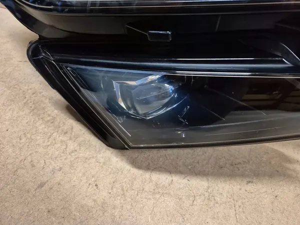 Skoda Kodiaq Full LED Lado Direito 566941016F image 8