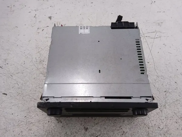 Radio OEM 6Q0035152G pour VW Polo 9N FL - Occasion image 7