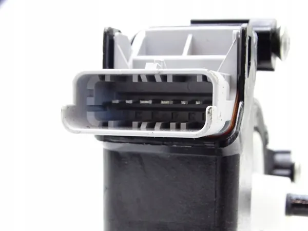 Ikkunan nostomoottori OEM 9828416780 Peugeot 2008 II:lle image 3