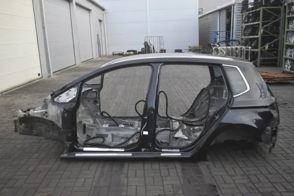 OEM mamAUTO-931918 Para-lamas Traseiro Esquerdo/Direito image 2