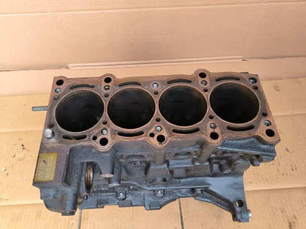 Fiat 500X 1.4 MultiAir Turbo moottorilohko OEM image 3