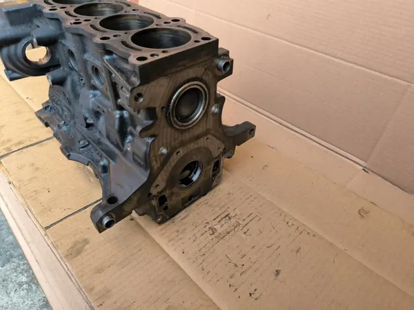 Fiat 500X 1.4 MultiAir Turbo moottorilohko OEM image 5