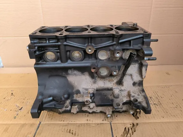 Fiat 500X 1.4 MultiAir Turbo moottorilohko OEM image 6