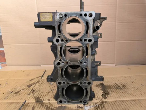 Fiat 500X 1.4 MultiAir Turbo moottorilohko OEM image 8