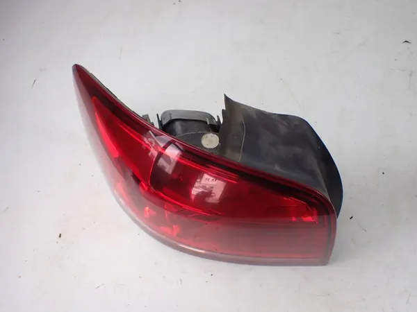 Luz Trasera Izquierda Audi A3 8P image 2
