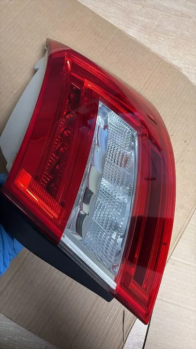 SKODA OCTAVIA 2013-2017 LÁMPARA TRASERA LED DERECHA 5E5945112A image 10
