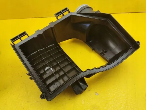 Mercedes A-Klass W177 Luftfilterhus OEM A6540900201 image 6