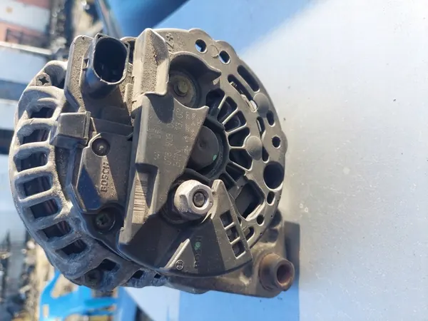 Vaihtovirtageneraattori Audi A4 A6 2.4 3.0 078903016S image 3