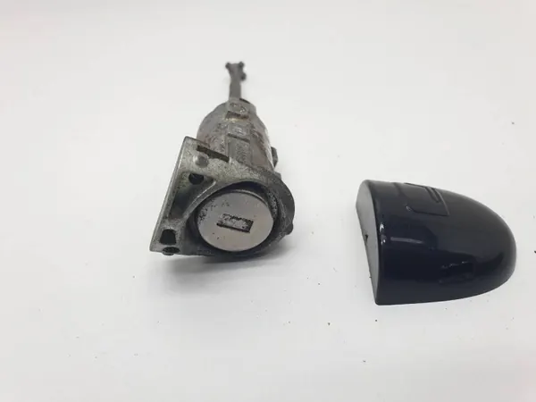 Insert de cylindre de serrure OEM AUST130705 Laguna III image 3