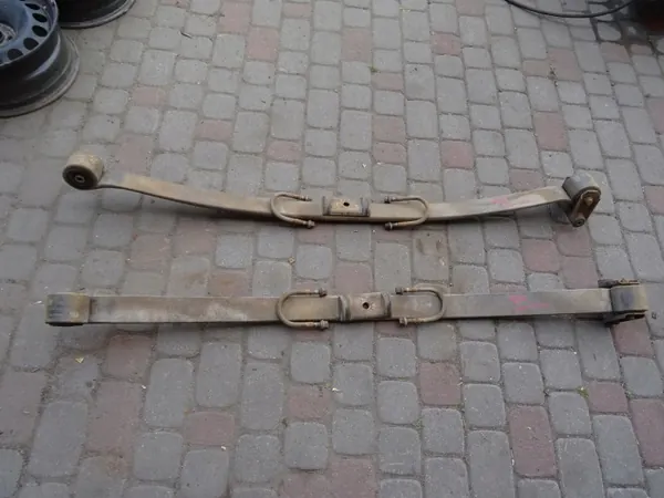 Mercedes Sprinter 906 Lagi OEM 9063201896 - Usado image 2