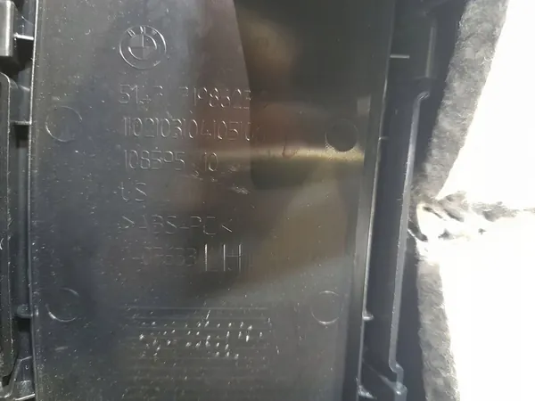 BMW X6 E71 Plástico do porta-malas 51477198623 image 3