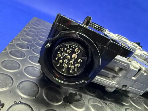 Audi OE Mechatronik-Einheit OEM 1087128557 image 7