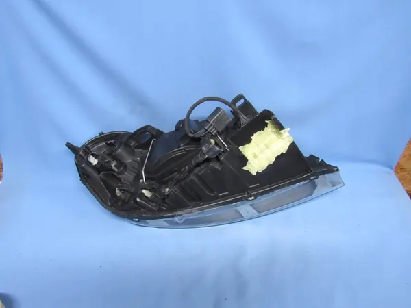 Vasen Volvo XC60 Bi-Xenon Ajovalot Ennen Facelift image 10